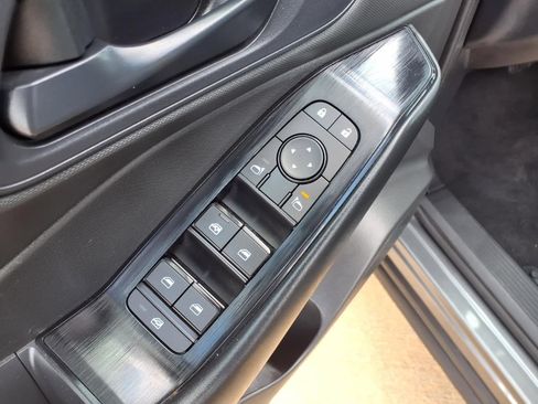 Used 2024 Nissan Rogue S FWD image 21
