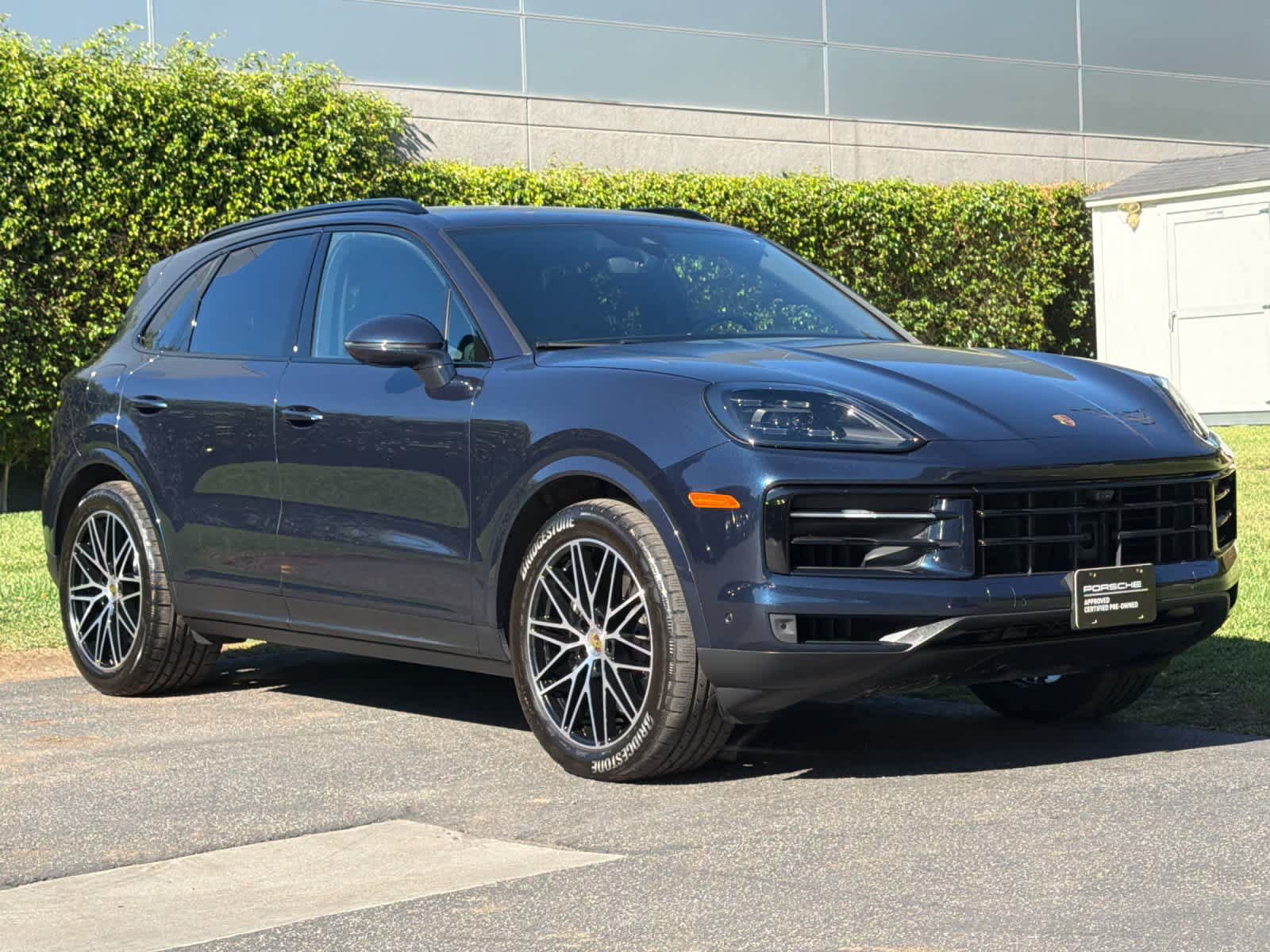 Certified 2024 Porsche Cayenne AWD/4WD image 10