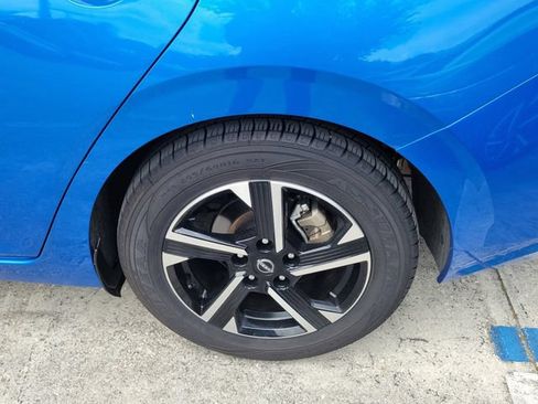 Used 2024 Nissan Sentra SV FWD image 6