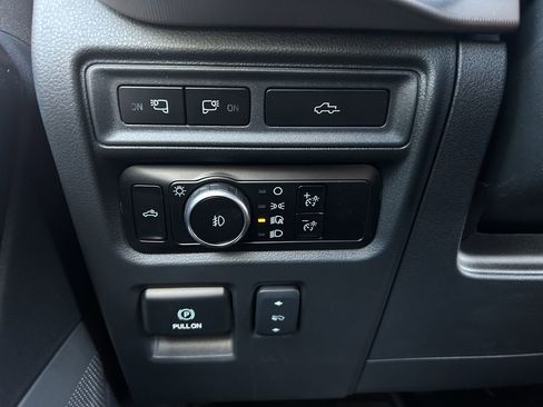 Used 2023 Ford F150 Raptor AWD/4WD image 25