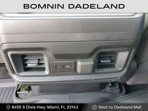 Used 2021 Chevrolet Silverado 1500 LT Trail Boss image 12