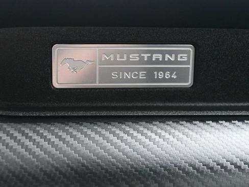 Used 2017 Ford Mustang Convertible RWD image 31