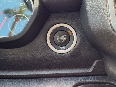 Used 2022 RAM 1500 Big Horn AWD/4WD image 11