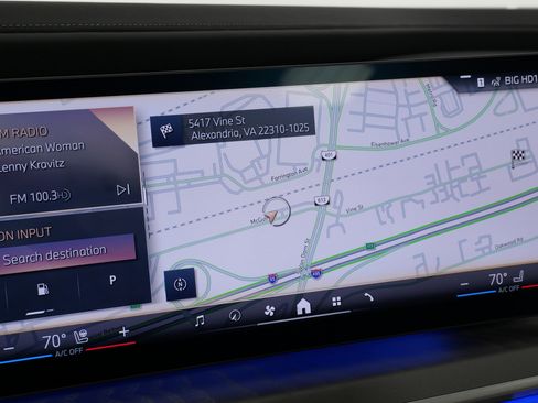 Used 2023 BMW 760i xDrive image 39