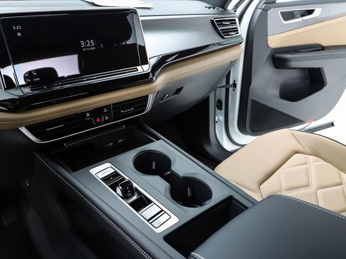 New 2026 Volkswagen Atlas Cross Sport SE image 23