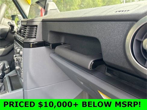 Used 2024 INEOS Grenadier Fieldmaster Edition image 39