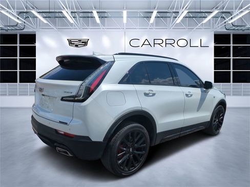 Used 2023 Cadillac XT4 Sport FWD image 3