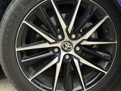 Used 2024 Toyota Camry SE FWD image 9