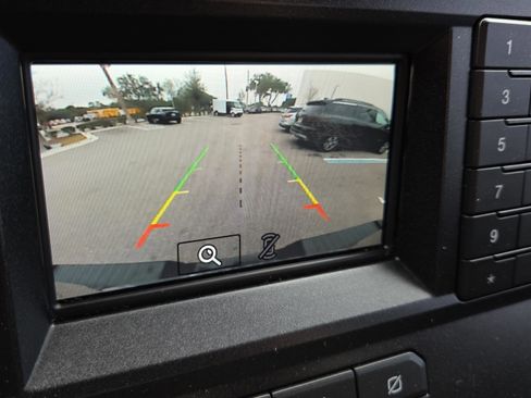 Used 2018 Ford F150 XLT image 24