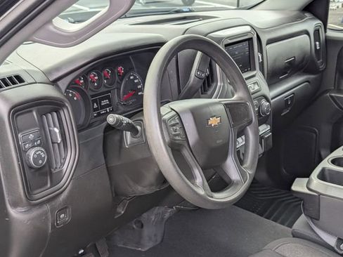 Used 2022 Chevrolet Silverado 1500 Custom image 12