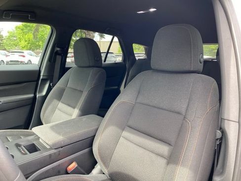 Used 2024 Honda Prologue EX image 12