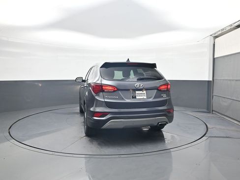 Used 2017 Hyundai Santa Fe Sport image 6