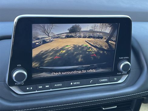 Certified 2023 Nissan Rogue SV image 16