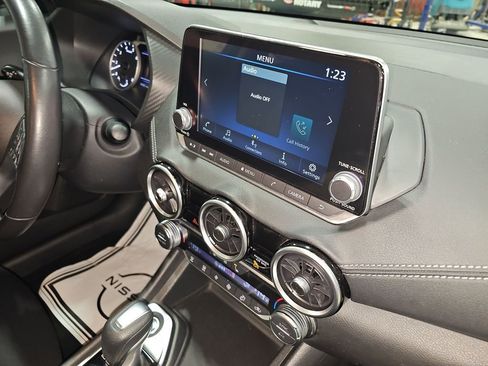 Used 2022 Nissan Sentra SV w/ All-Weather Package image 17