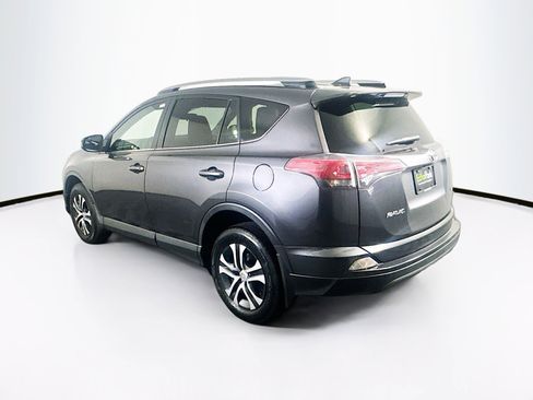Used 2018 Toyota RAV4 LE w/ Carpet Mat Package FWD image 5