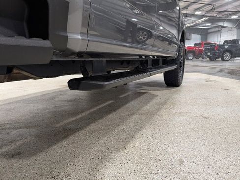 Used 2023 Ford F250 Lariat w/ Sport Appearance Package image 10