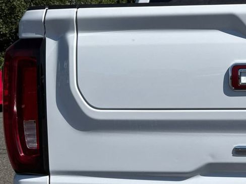 Used 2024 GMC Sierra 1500 SLT AWD/4WD image 48