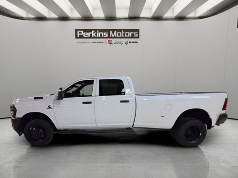 New 2026 RAM 3500 Tradesman AWD/4WD image 2