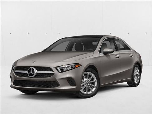 Used 2019 Mercedes-Benz A 220 4MATIC image 1