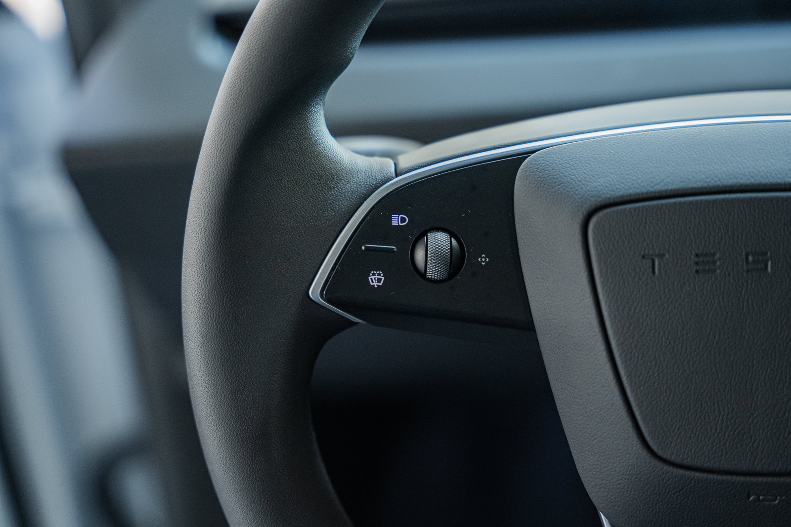 Used 2026 Tesla Model Y AWD image 26