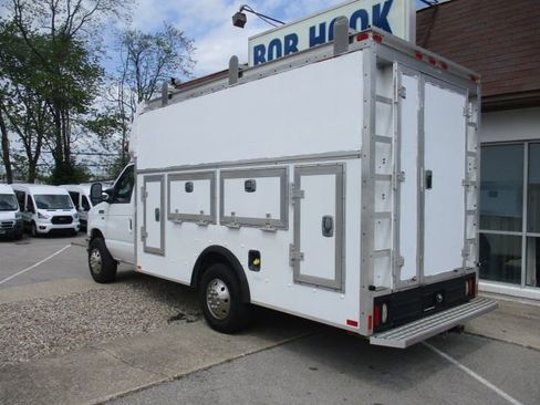 Used 2011 Ford E-350 and Econoline 350 Super Duty w/ PWR Locks & Windows Group image 7