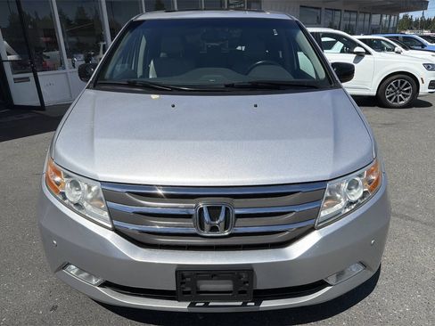 Used 2013 Honda Odyssey Touring image 11