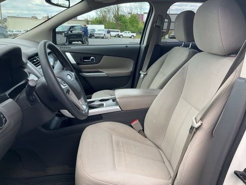 Used 2013 Ford Edge SE AWD/4WD image 2