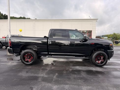 Used 2025 RAM 2500 Tradesman AWD/4WD image 3