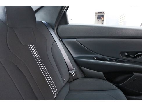 Certified 2025 Hyundai Elantra Sport FWD image 14
