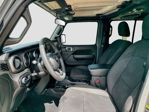 Used 2023 Jeep Wrangler Unlimited Sport AWD/4WD image 10