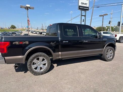 Used 2018 Ford F150 Lariat w/ Equipment Group 502A Luxury AWD/4WD image 12