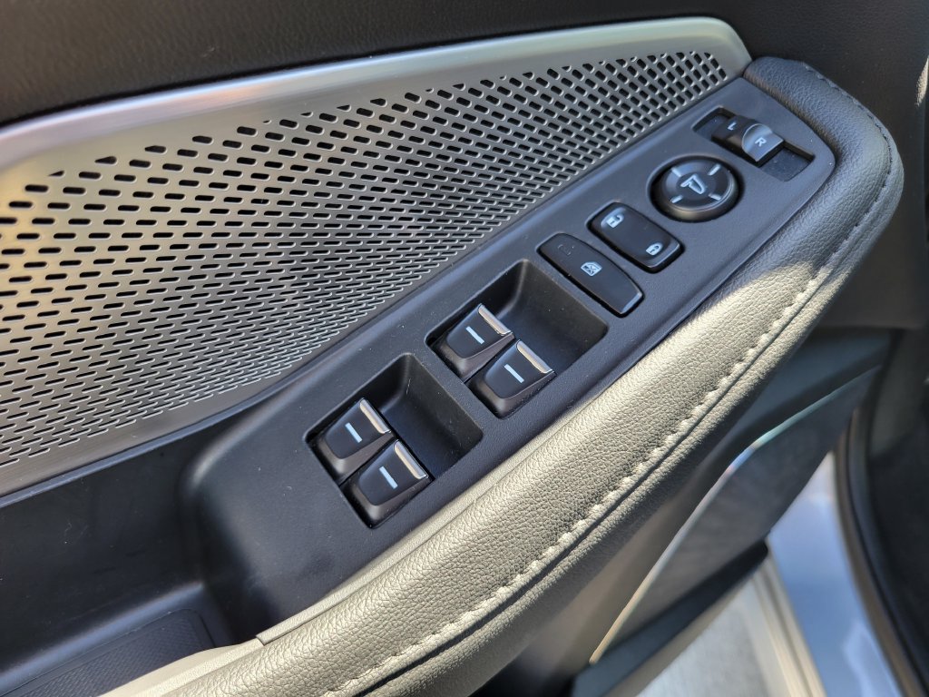 Used 2024 Acura MDX SH-AWD image 19
