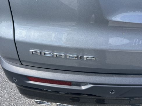 New 2026 GMC Acadia AT4 w/ Luxury Package AWD/4WD image 9