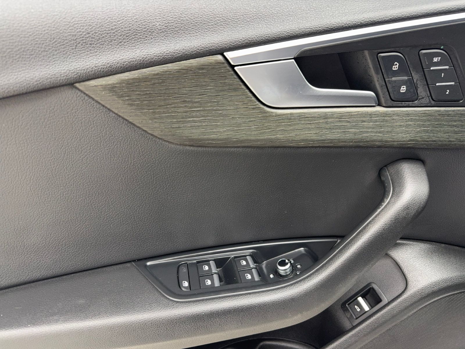 Used 2019 Audi A4 2.0T Premium FWD image 35