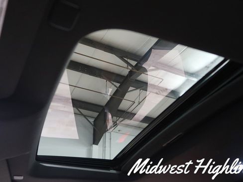 Used 2022 Chevrolet Silverado 2500 High Country image 31