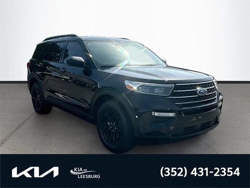 Used 2021 Ford Explorer XLT w/ Equipment Group 202A RWD image 1