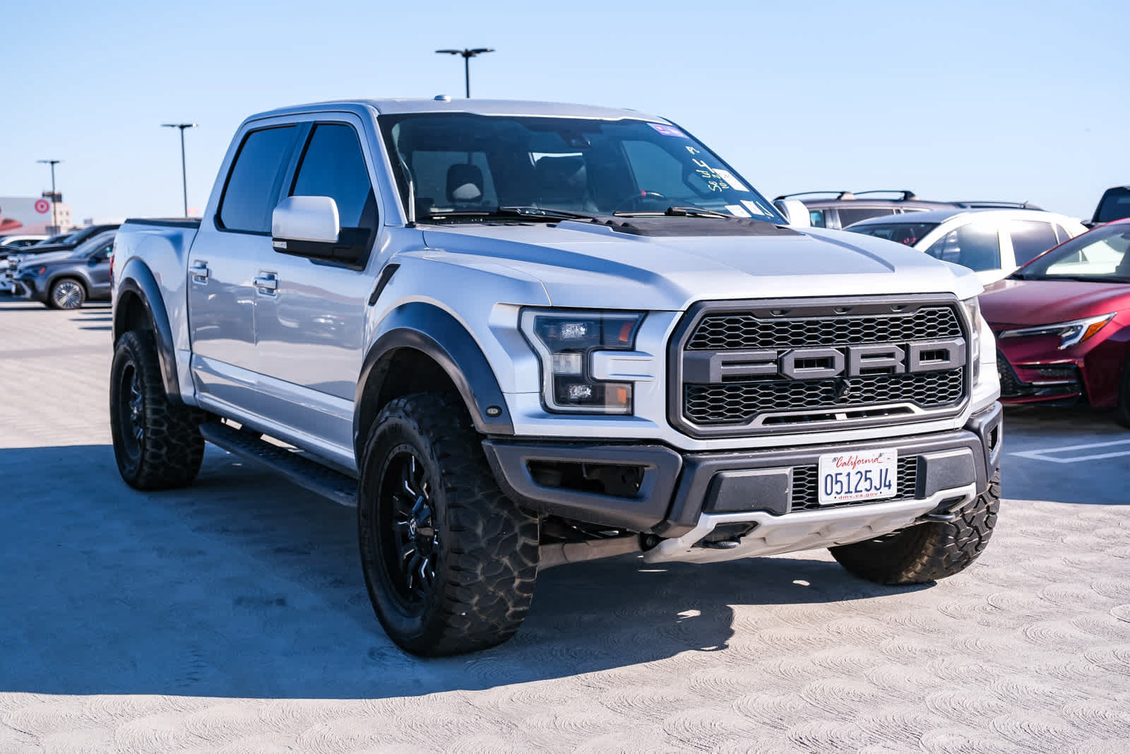Used 2017 Ford F150 Raptor w/ Equipment Group 802A Luxury AWD/4WD image 3