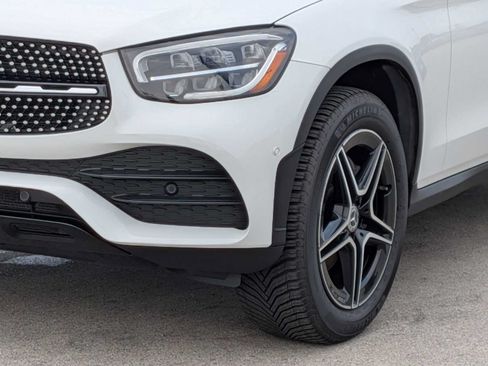 Used 2021 Mercedes-Benz GLC 300 4MATIC image 10