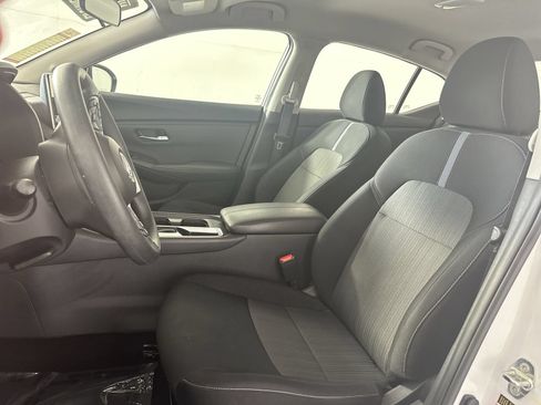 Certified 2024 Nissan Sentra SV FWD image 11