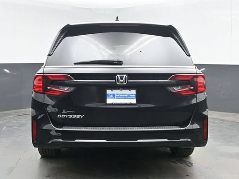Certified 2025 Honda Odyssey EX-L image 9