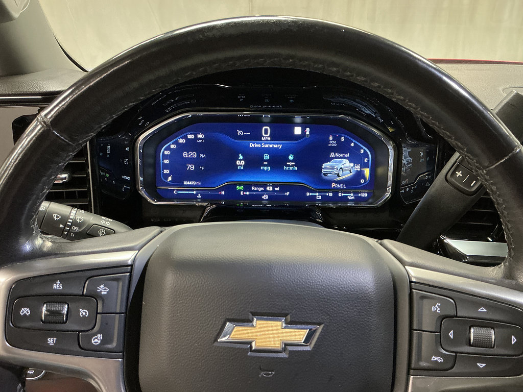 Used 2022 Chevrolet Silverado 1500 LT AWD/4WD image 17