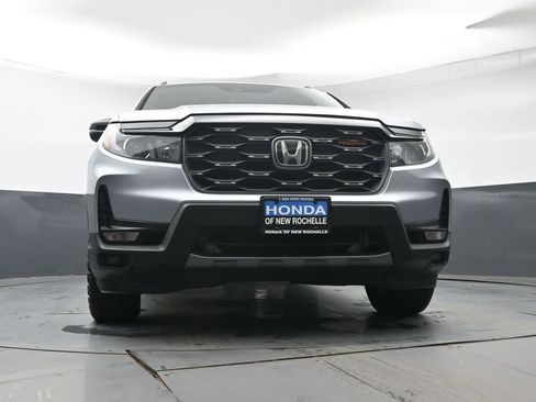 Certified 2024 Honda Passport TrailSport image 39