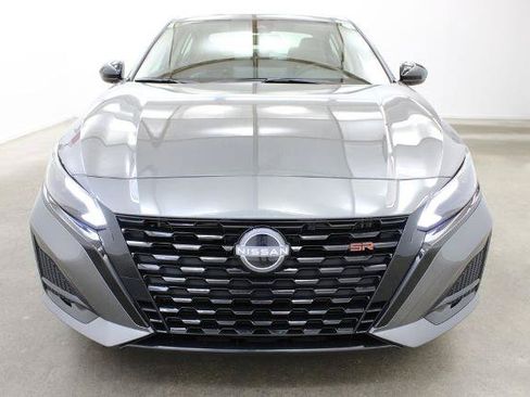 Certified 2026 Nissan Altima 2.5 SR FWD image 7