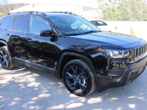 New 2026 Jeep Cherokee Limited AWD/4WD image 3