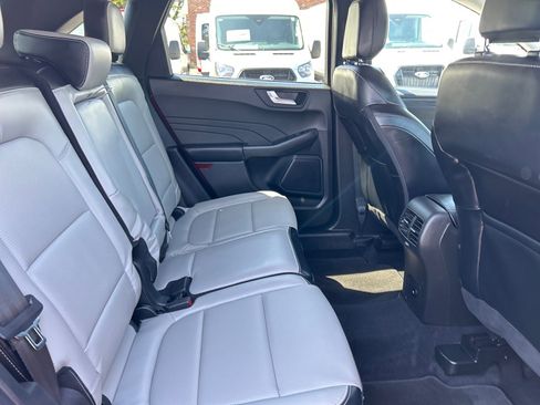 Certified 2023 Ford Escape Platinum AWD/4WD image 21