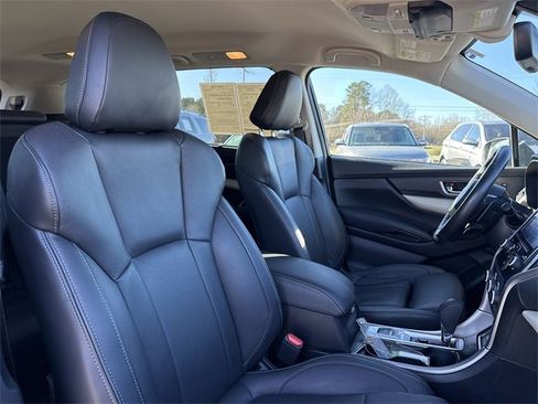 Used 2022 Subaru Ascent Limited image 21
