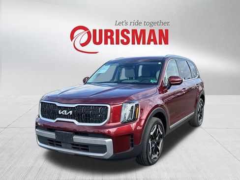 Used 2023 Kia Telluride EX w/ EX Captain's Chair Package image 5