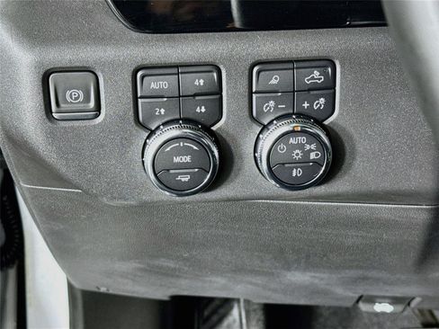 Certified 2023 GMC Sierra 1500 SLT w/ SLT Premium Plus Package AWD/4WD image 10