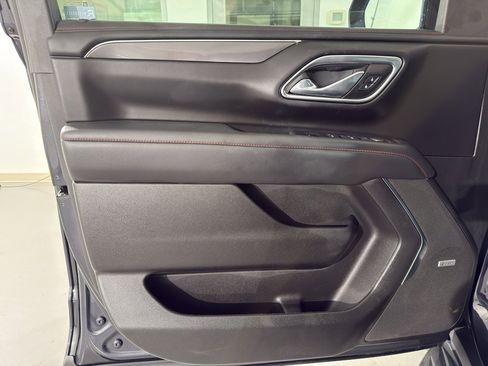 Used 2023 Chevrolet Tahoe RST w/ RST Performance Edition image 17