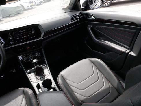 Certified 2023 Volkswagen Jetta GLI Autobahn w/ GLI Black Package FWD image 11